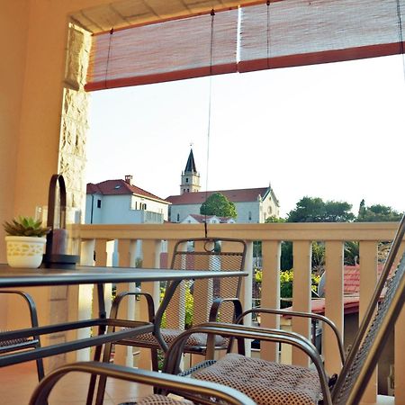Apartment Luna Postira Kültér fotó