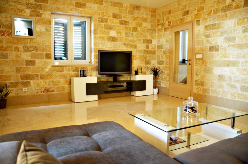 Apartment Luna Postira Kültér fotó